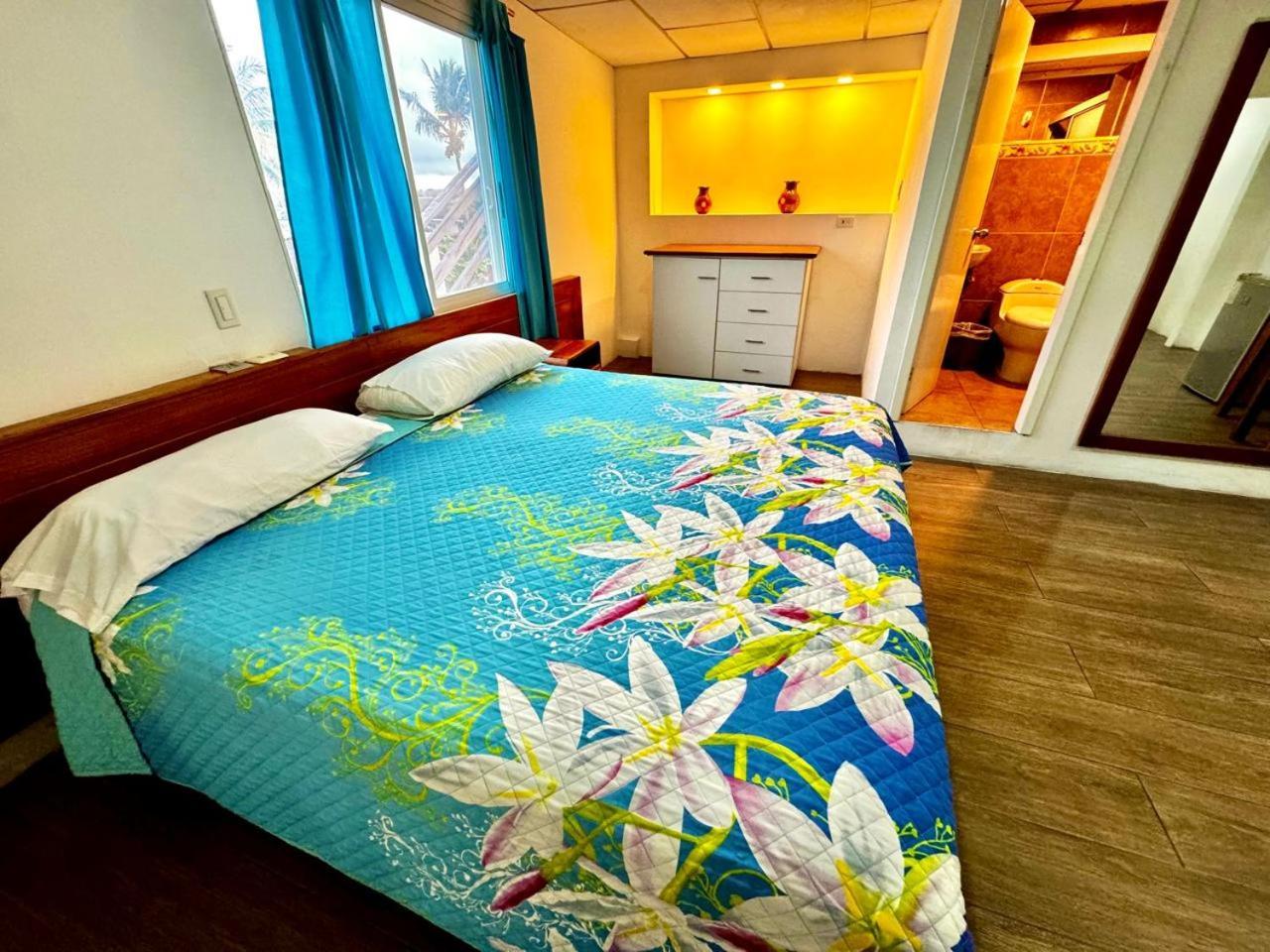 פורטו איורה Hostal Muyuyo מראה חיצוני תמונה