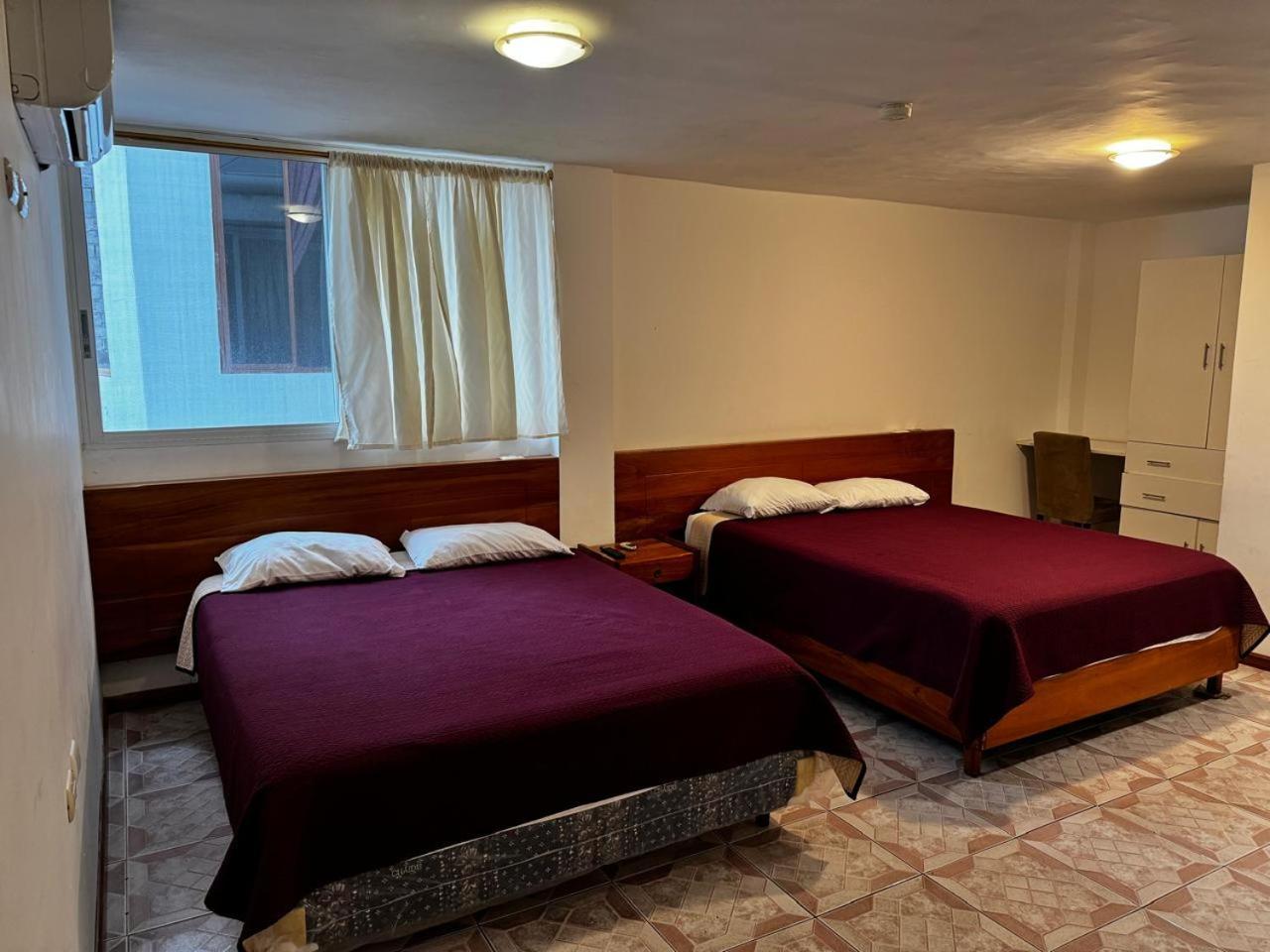 פורטו איורה Hostal Muyuyo מראה חיצוני תמונה