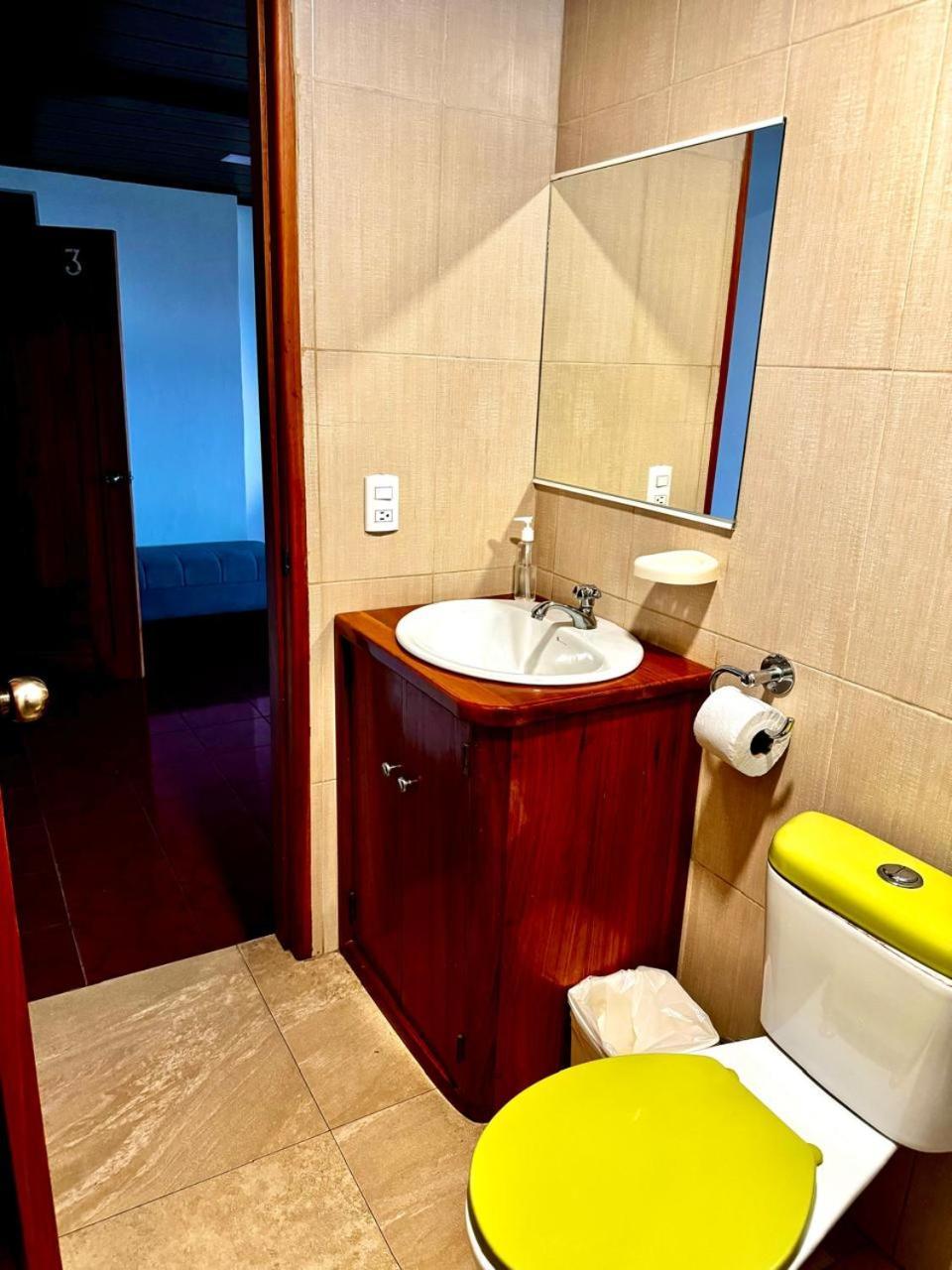 פורטו איורה Hostal Muyuyo מראה חיצוני תמונה