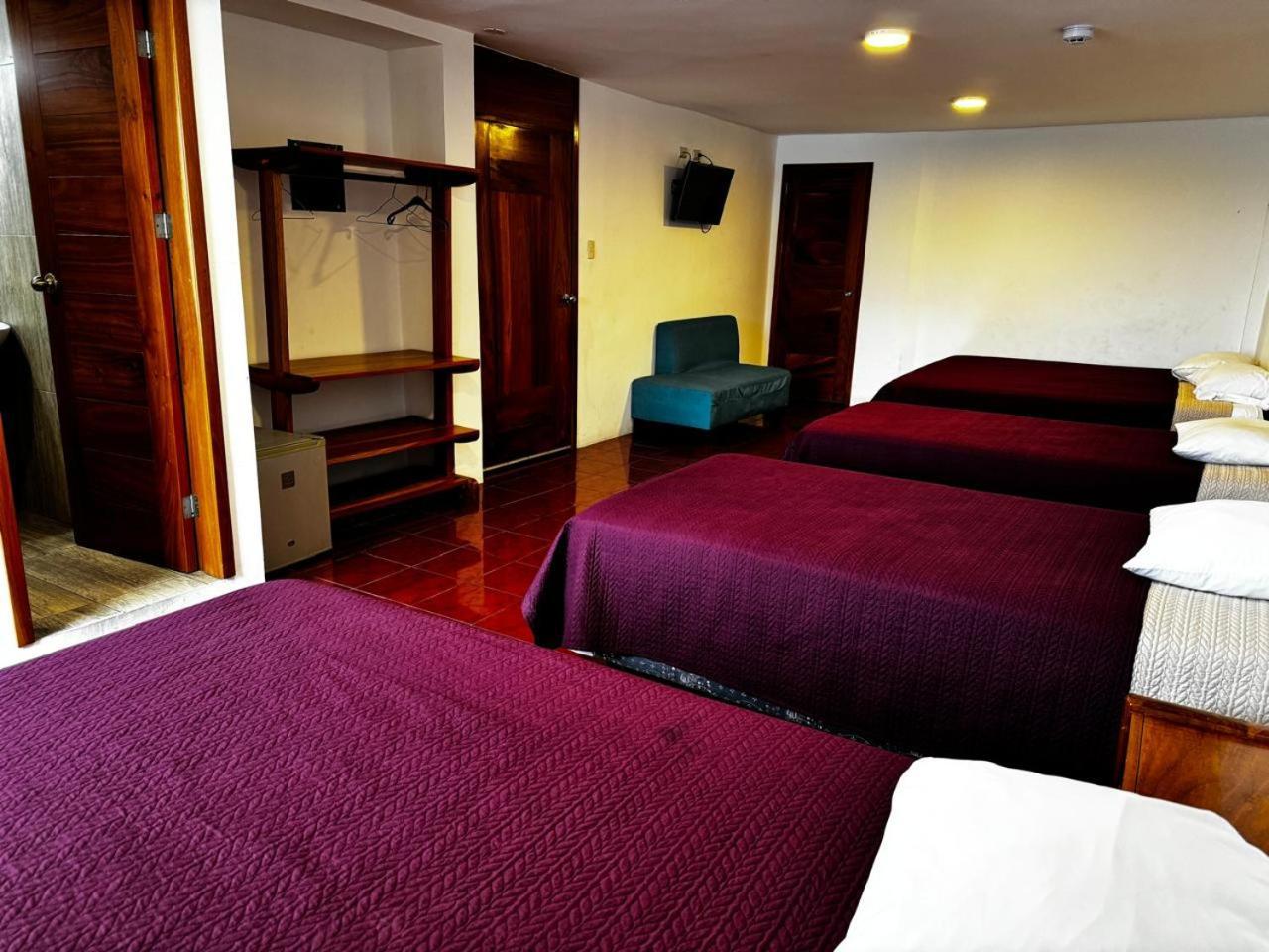 פורטו איורה Hostal Muyuyo מראה חיצוני תמונה