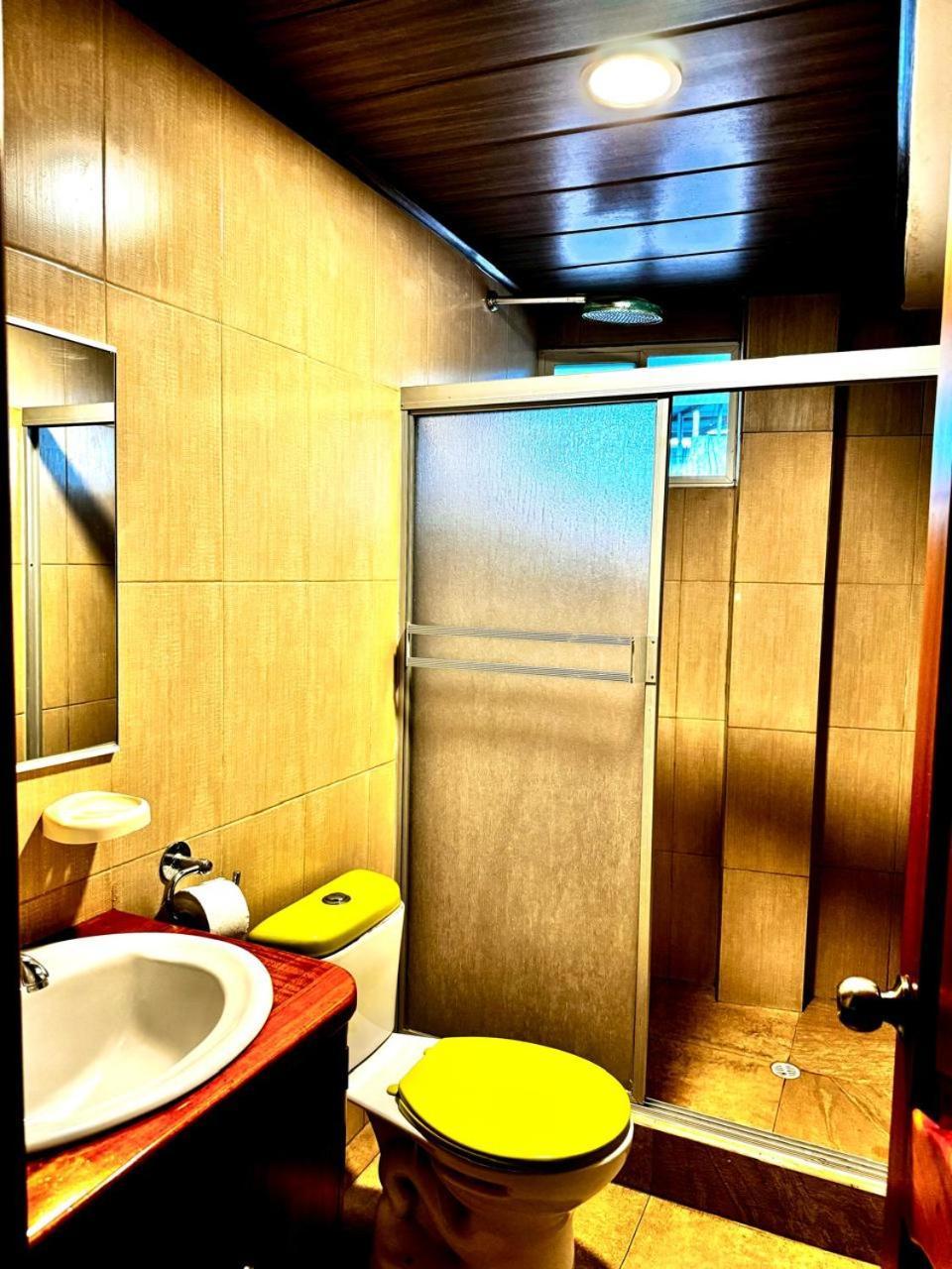 פורטו איורה Hostal Muyuyo מראה חיצוני תמונה