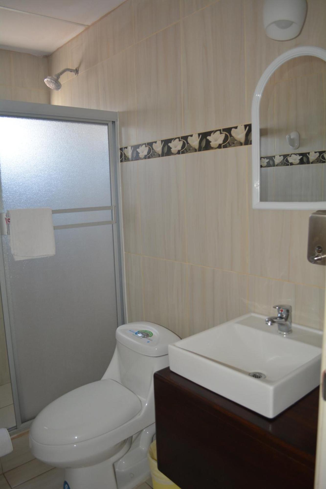 פורטו איורה Hostal Muyuyo מראה חיצוני תמונה