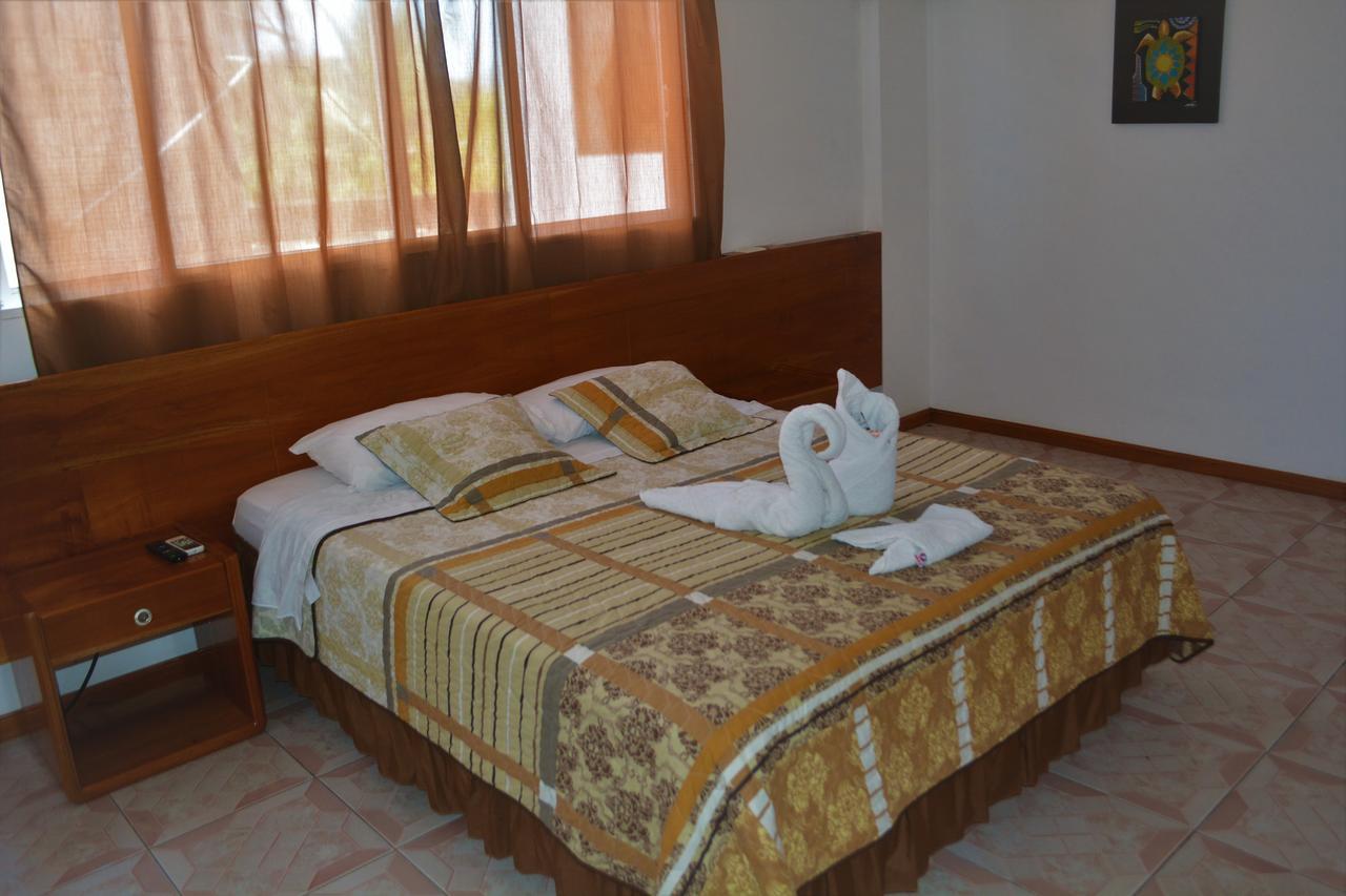 פורטו איורה Hostal Muyuyo מראה חיצוני תמונה