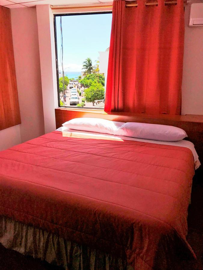 פורטו איורה Hostal Muyuyo מראה חיצוני תמונה